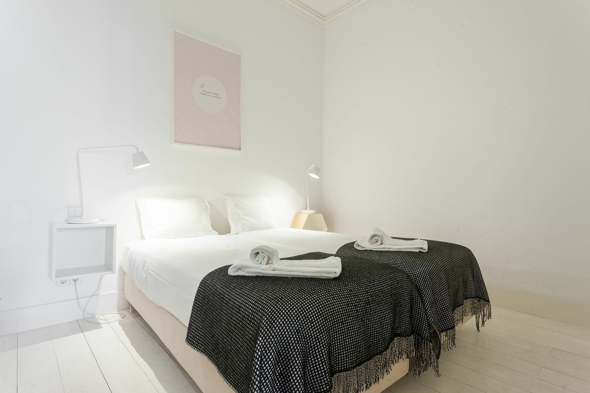 Baixa Tile Blue By Lu Holidays *