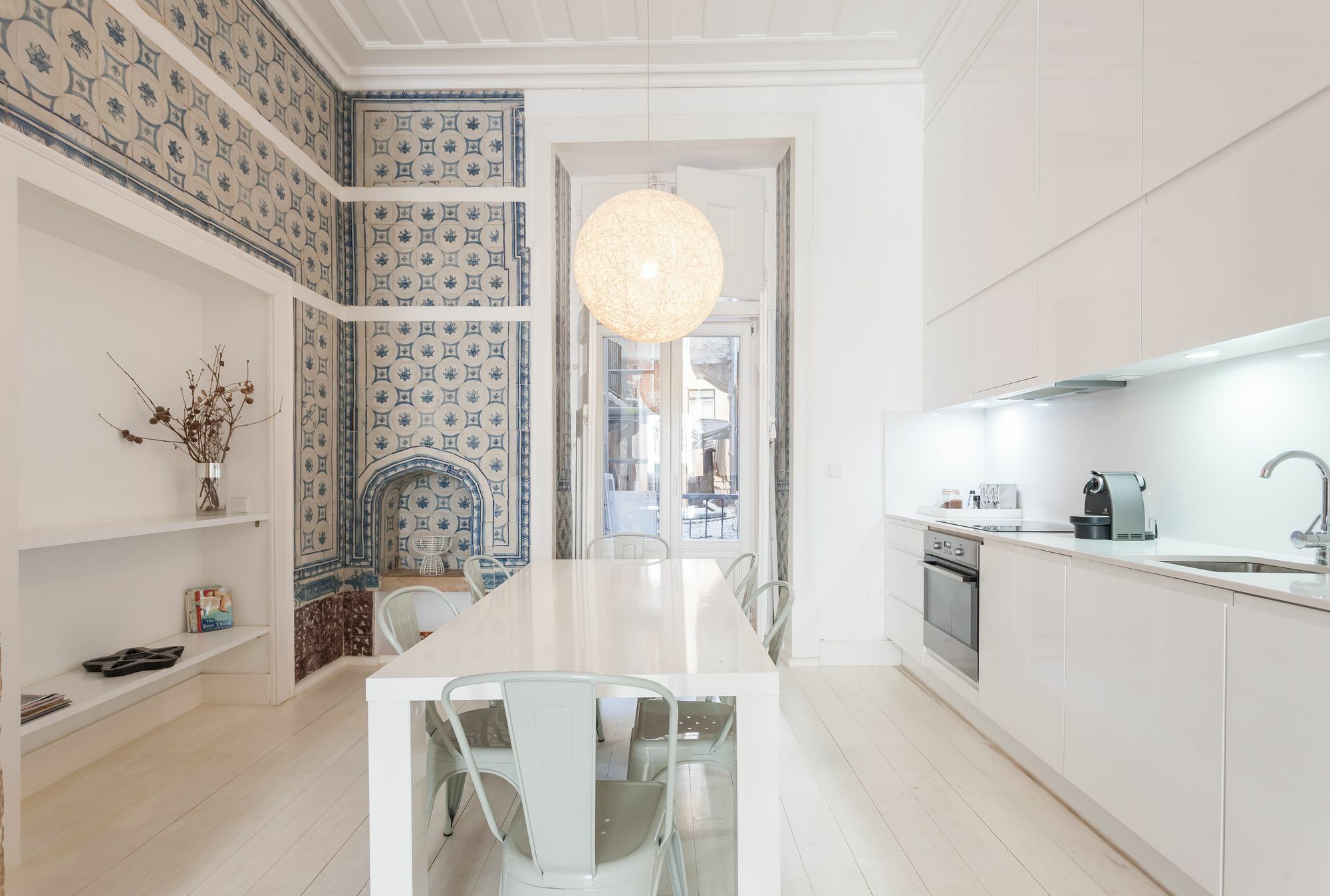 Baixa Tile Blue By Lu Holidays *